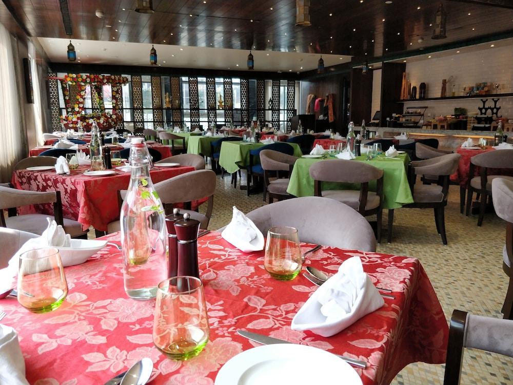 Radisson Lucknow City Center Exteriér fotografie