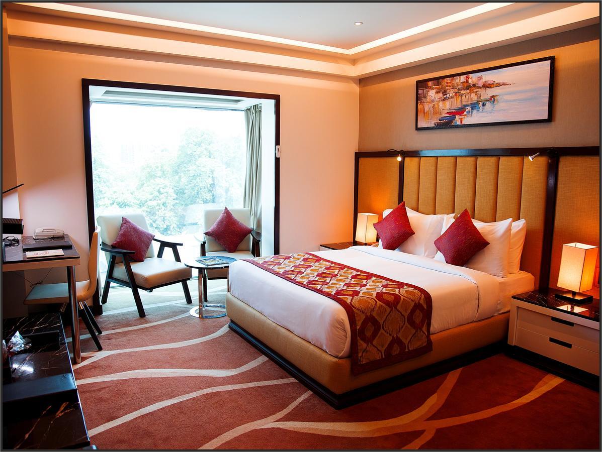 Radisson Lucknow City Center Exteriér fotografie