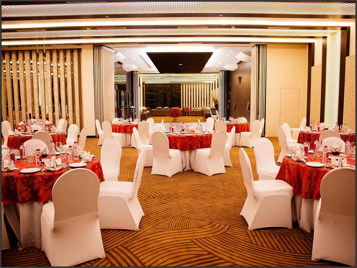 Radisson Lucknow City Center Exteriér fotografie